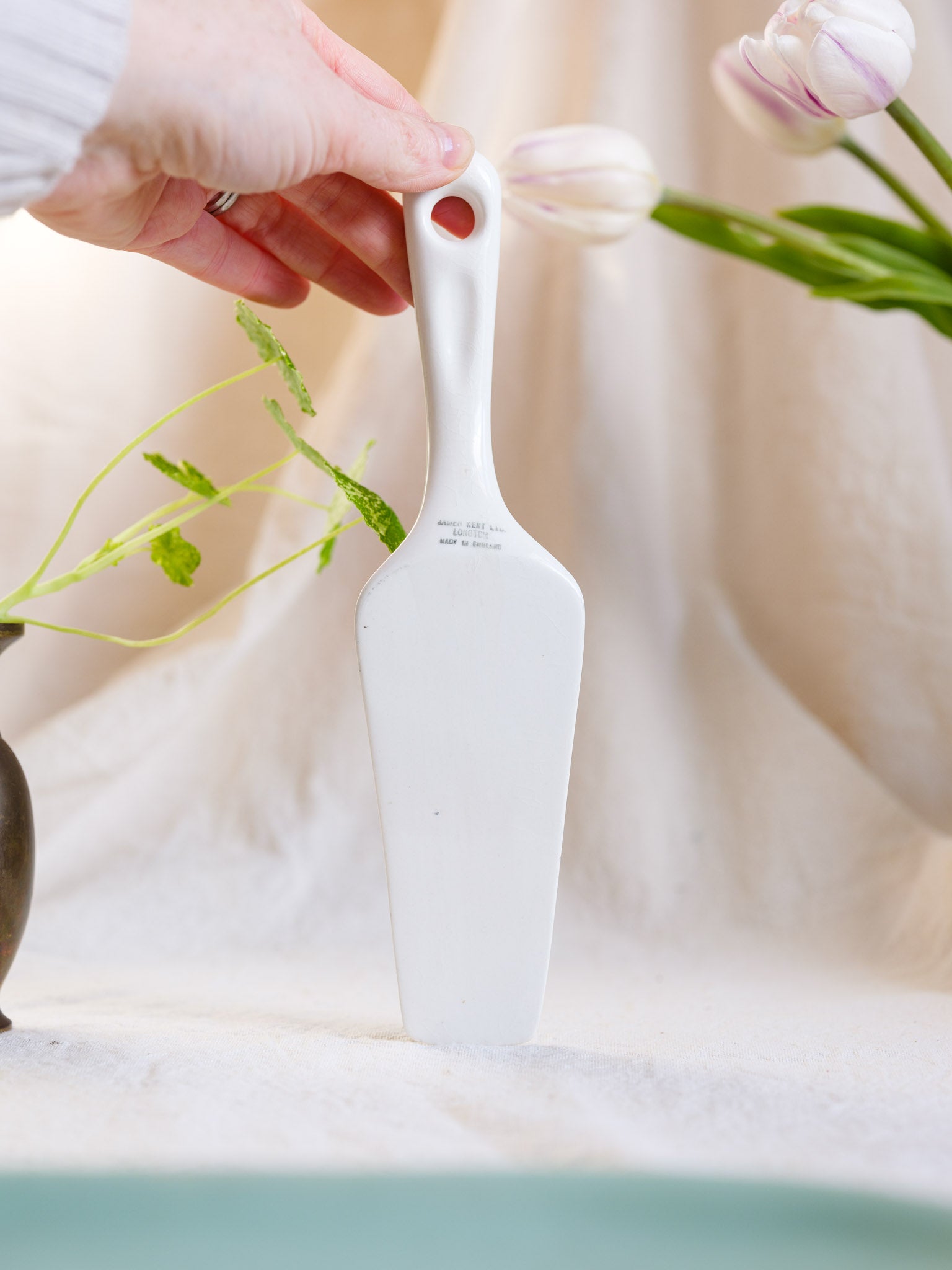 Vintage Ceramic Cake/Pie Server - 1950's Retro James Kent Old Foley