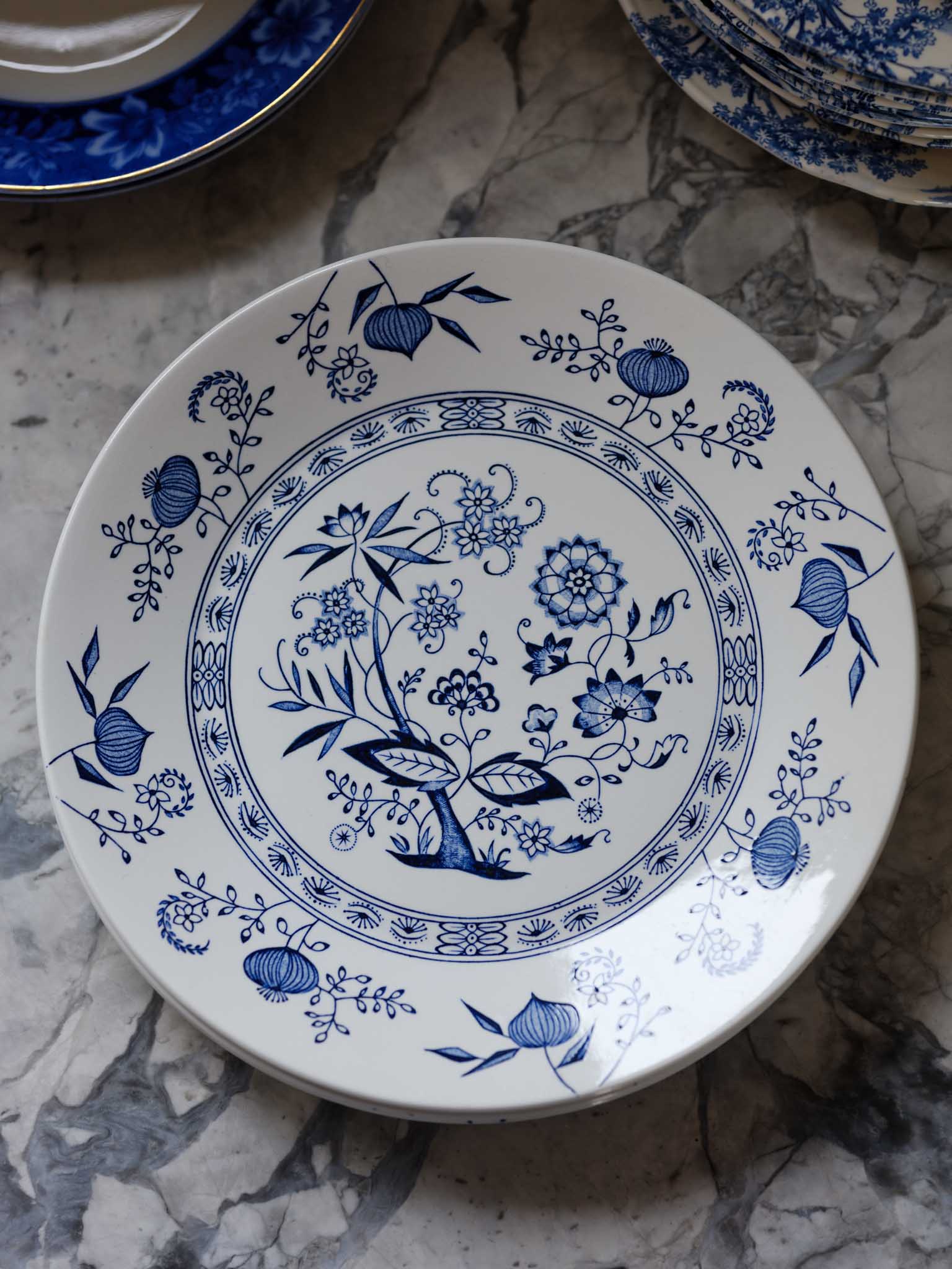 J & G Meakin Blue Nordic Plates – Vintage English Dinnerware Set of 5