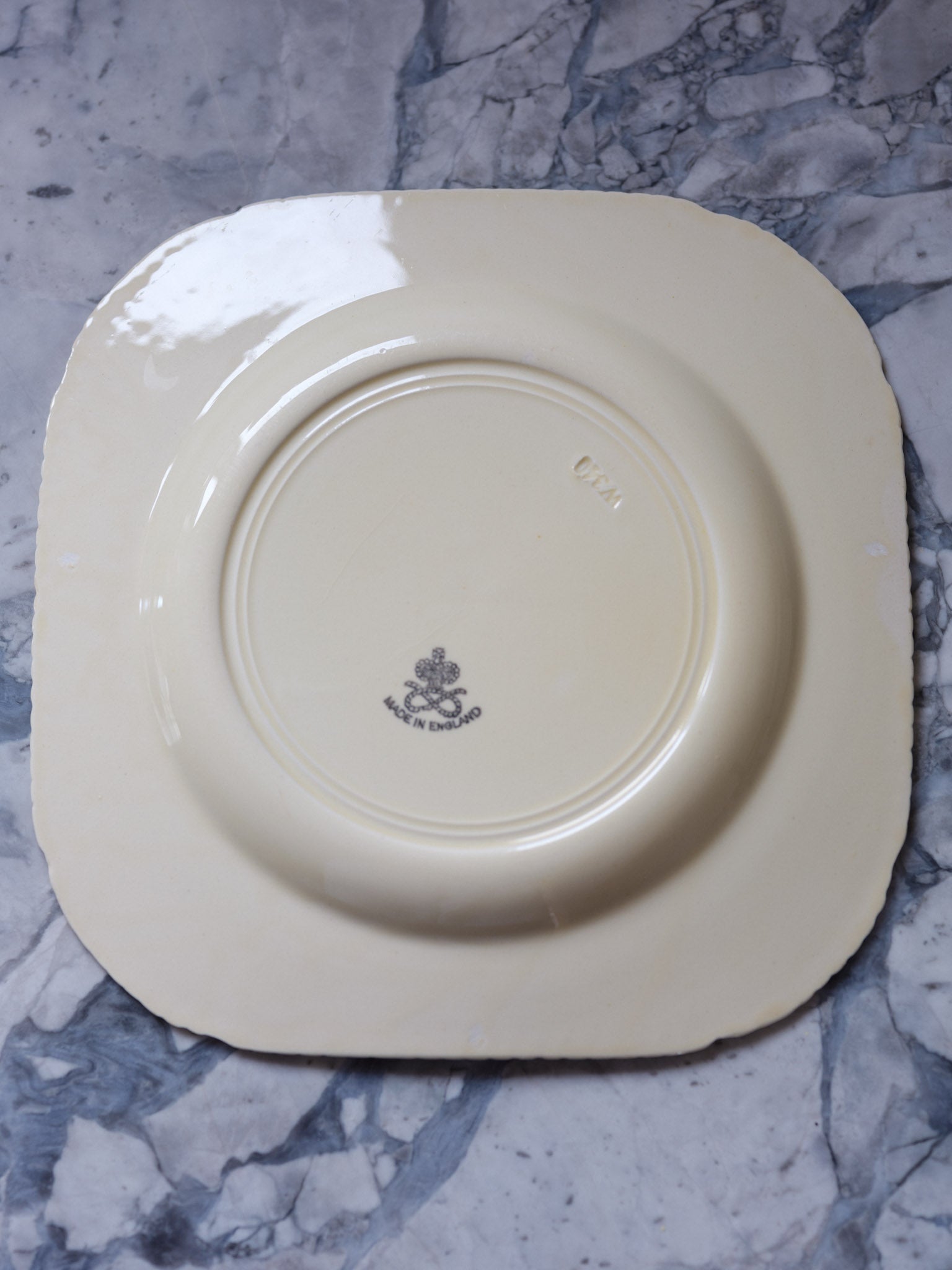 Staffordshire Knot Cake Plate – Vintage English China with Parrots & Floral Design