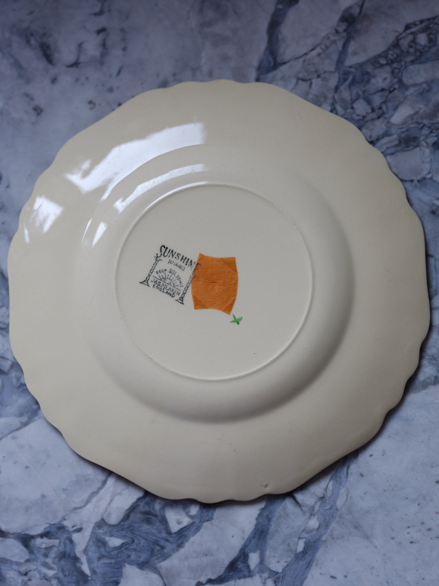 J & G Meakin Sunshine Plate - Vintage Scalloped Edge China