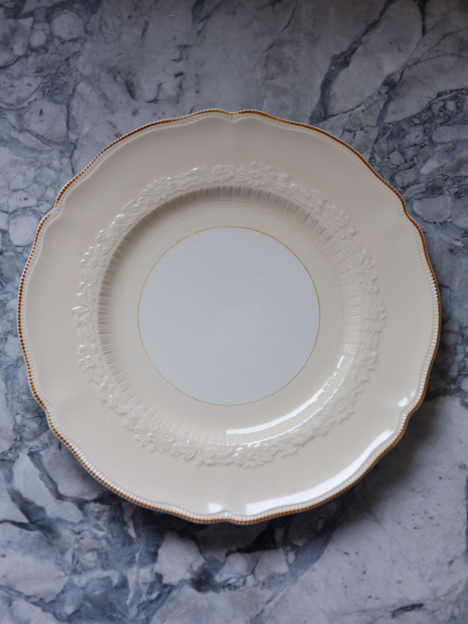 Johnson Brothers Old Staffordshire Plates - Vintage Cream & White China Set of 5
