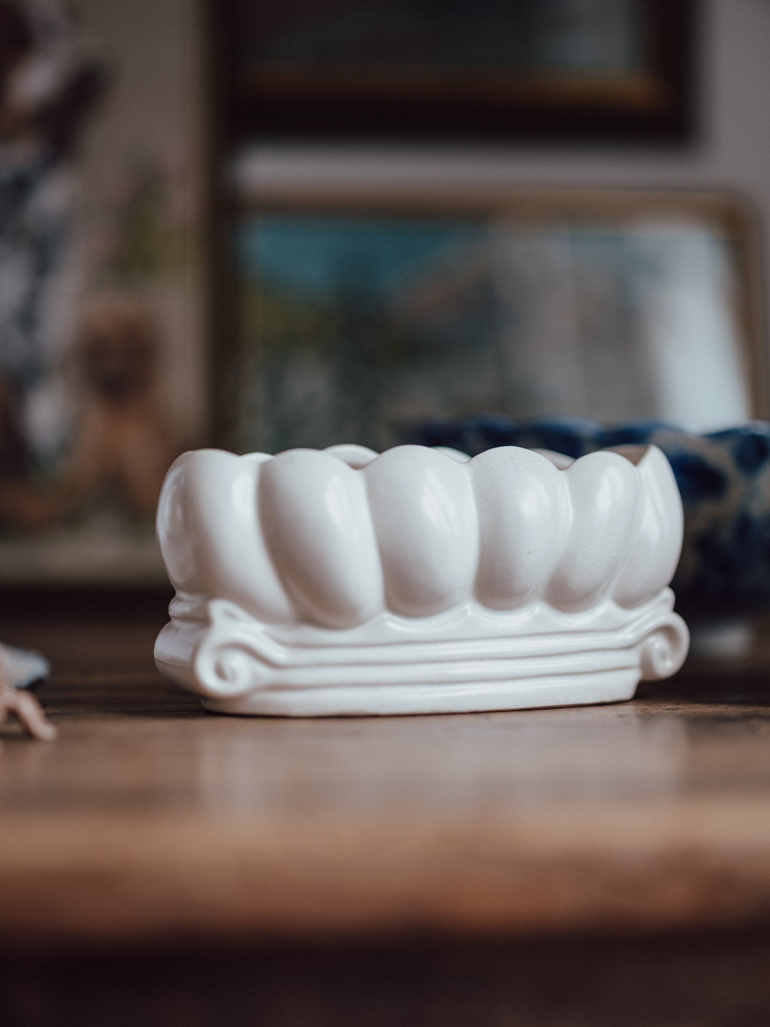 Titian Studio Trough – White, B.104