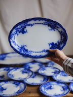 Antique Alfred Meakin 'Ovando' Flow Blue Part Dinner Service (13 Pieces)