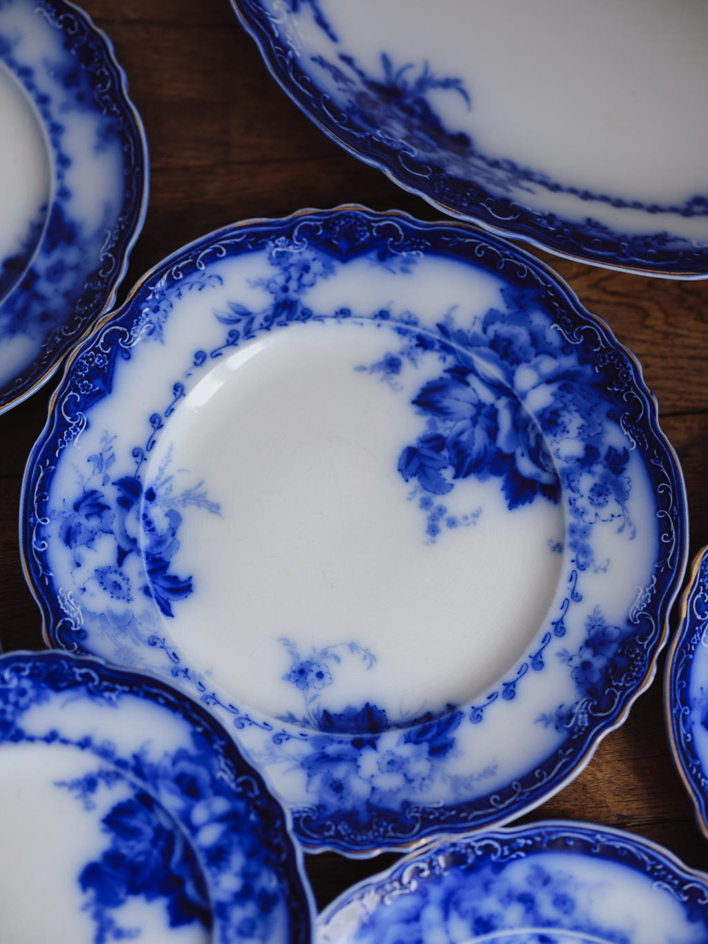 Antique Alfred Meakin 'Ovando' Flow Blue Part Dinner Service (13 Pieces)