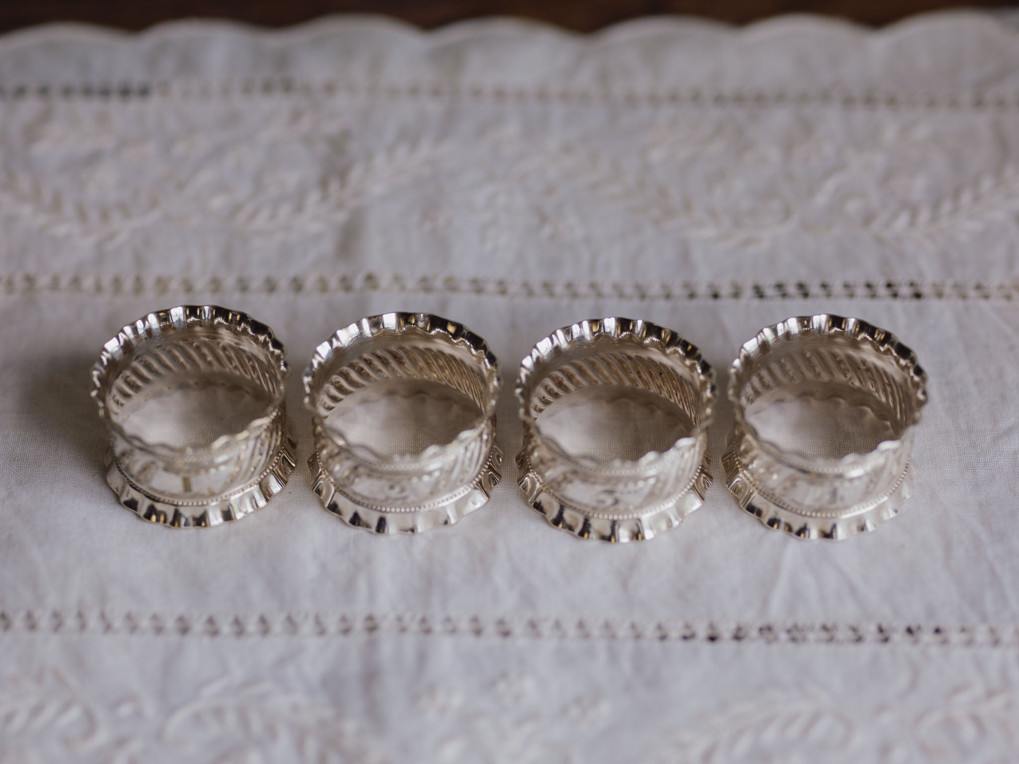 Boxed Set of 4 Silver Plated Napkin Rings (Numbered 1-4) - Spiers & Pond