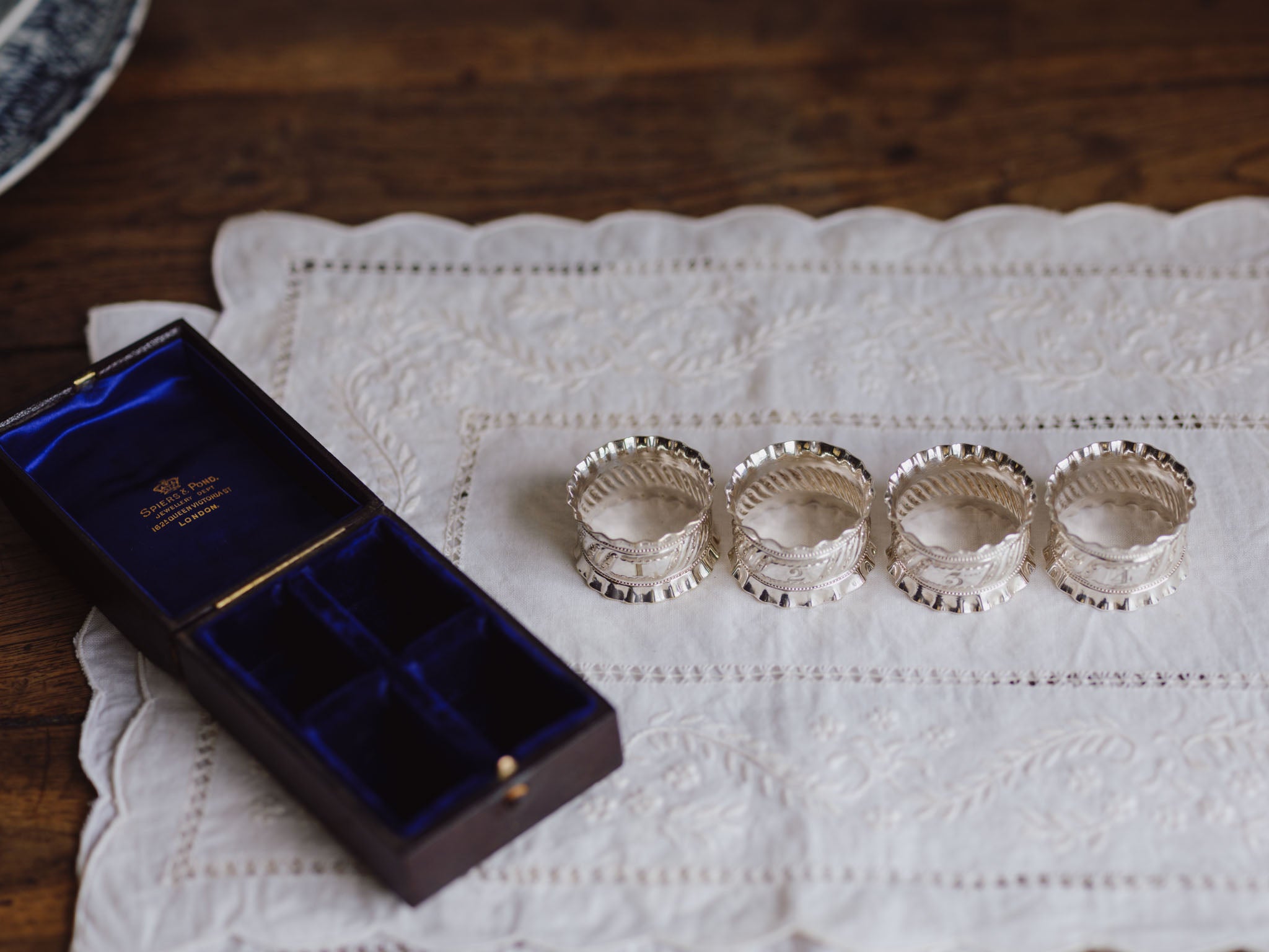 Boxed Set of 4 Silver Plated Napkin Rings (Numbered 1-4) - Spiers & Pond