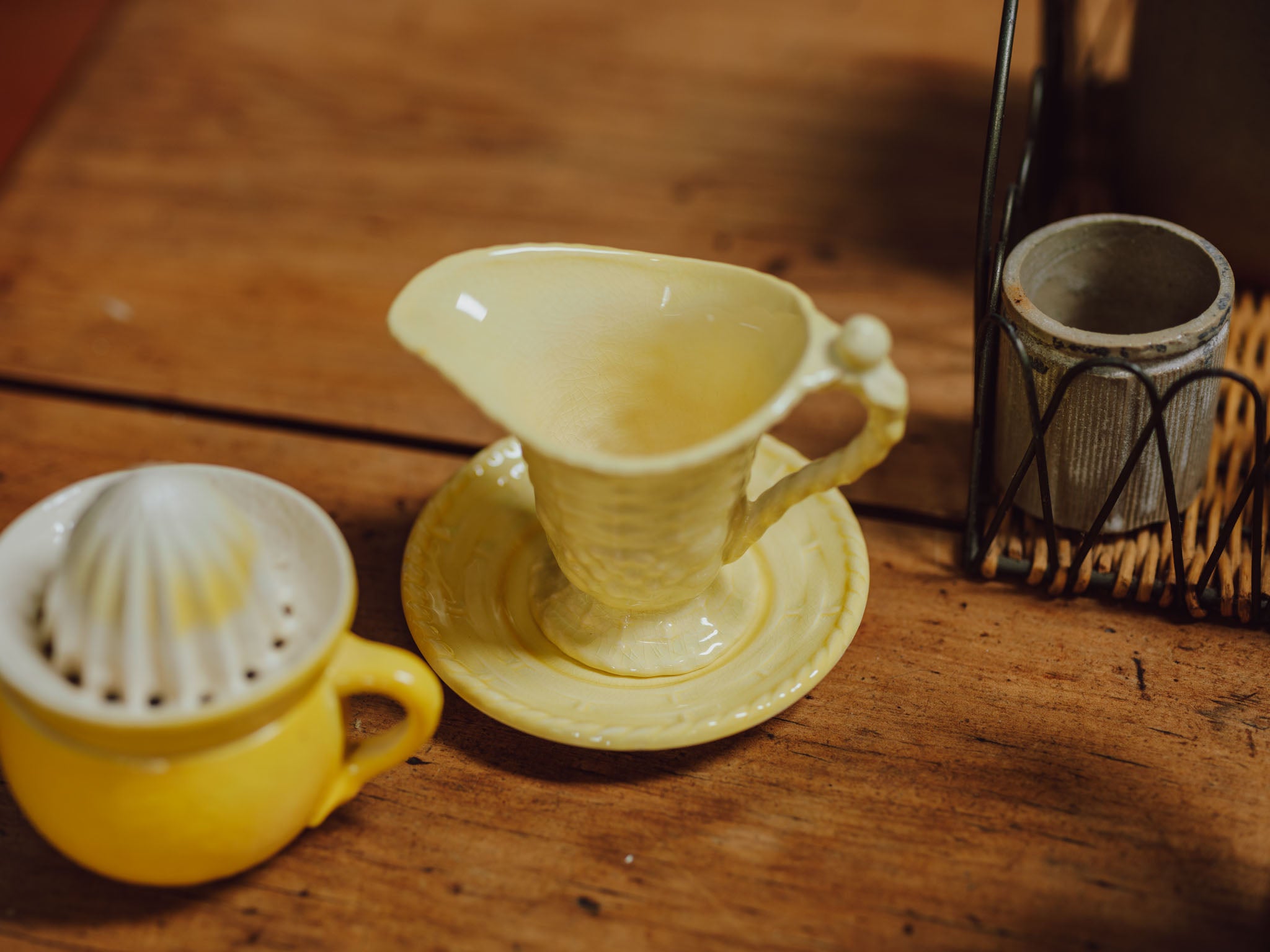 Carltonware Sauce Jug With Plate In A Buttery Yellow