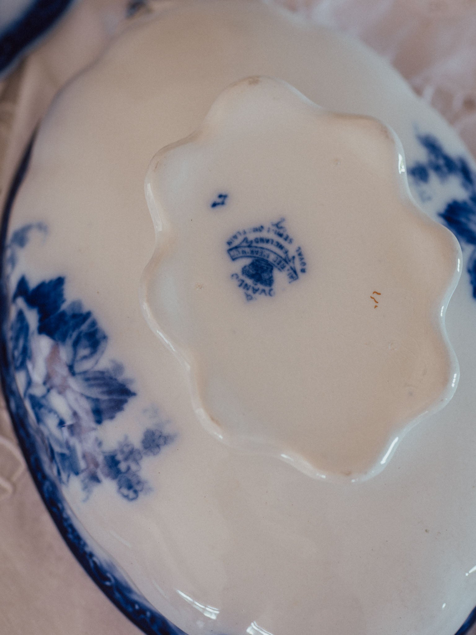 Large Antique Alfred Meakin "Ovando" Flow Blue Vegetable Tureen