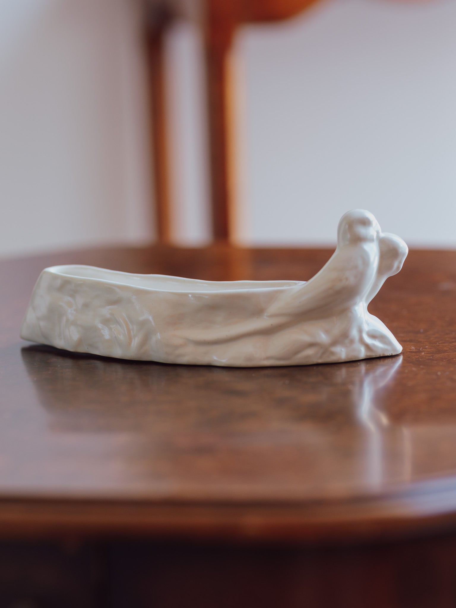 Shorter & Sons Bird on Log Trough Vase
