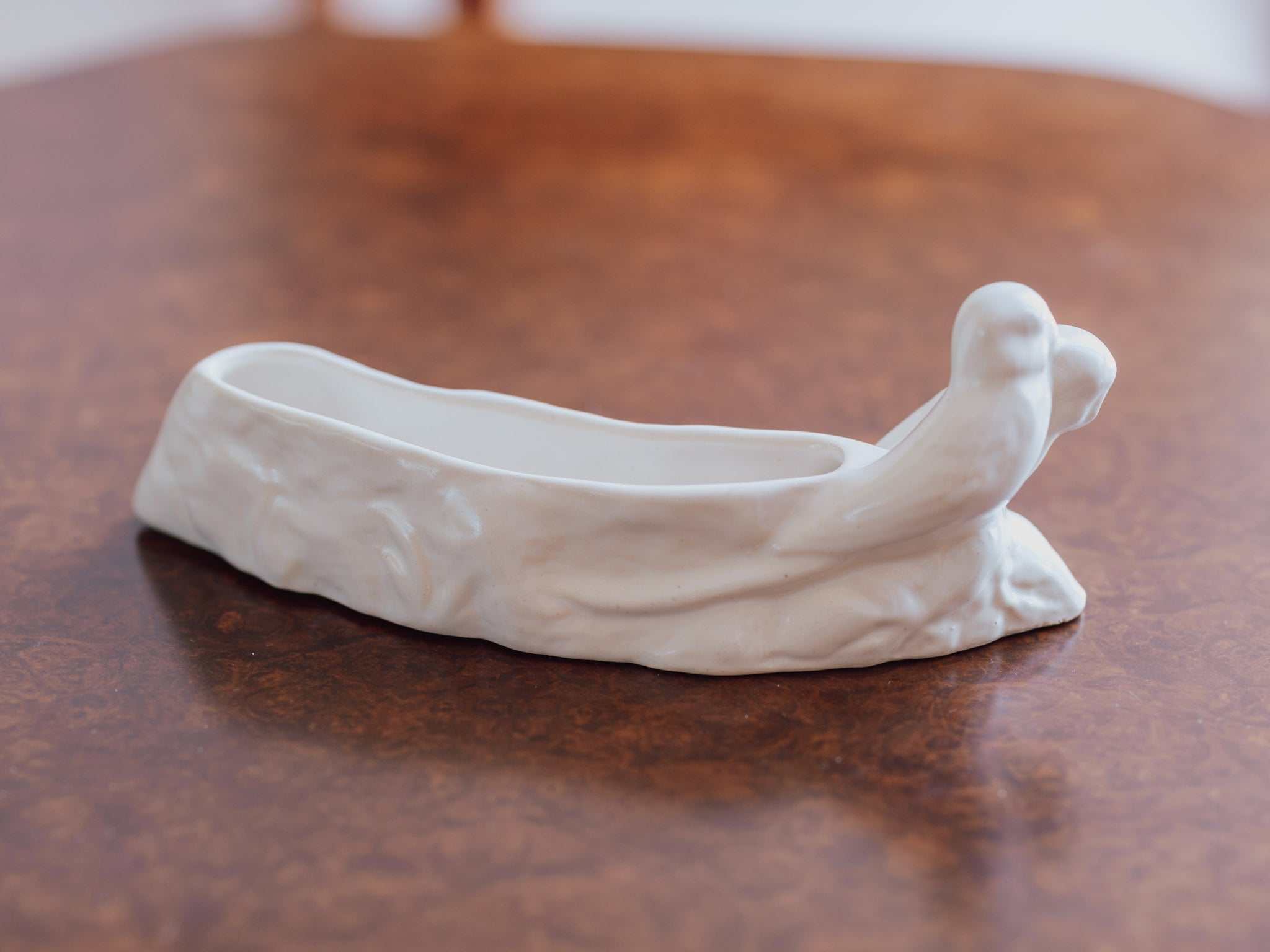 Shorter & Sons Bird on Log Trough Vase