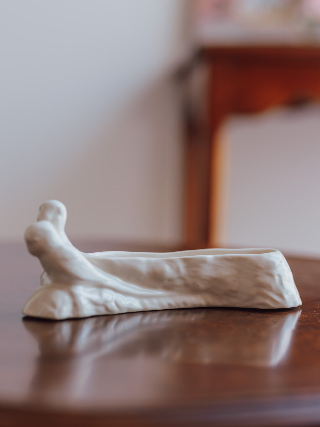 Shorter & Sons Bird on Log Trough Vase