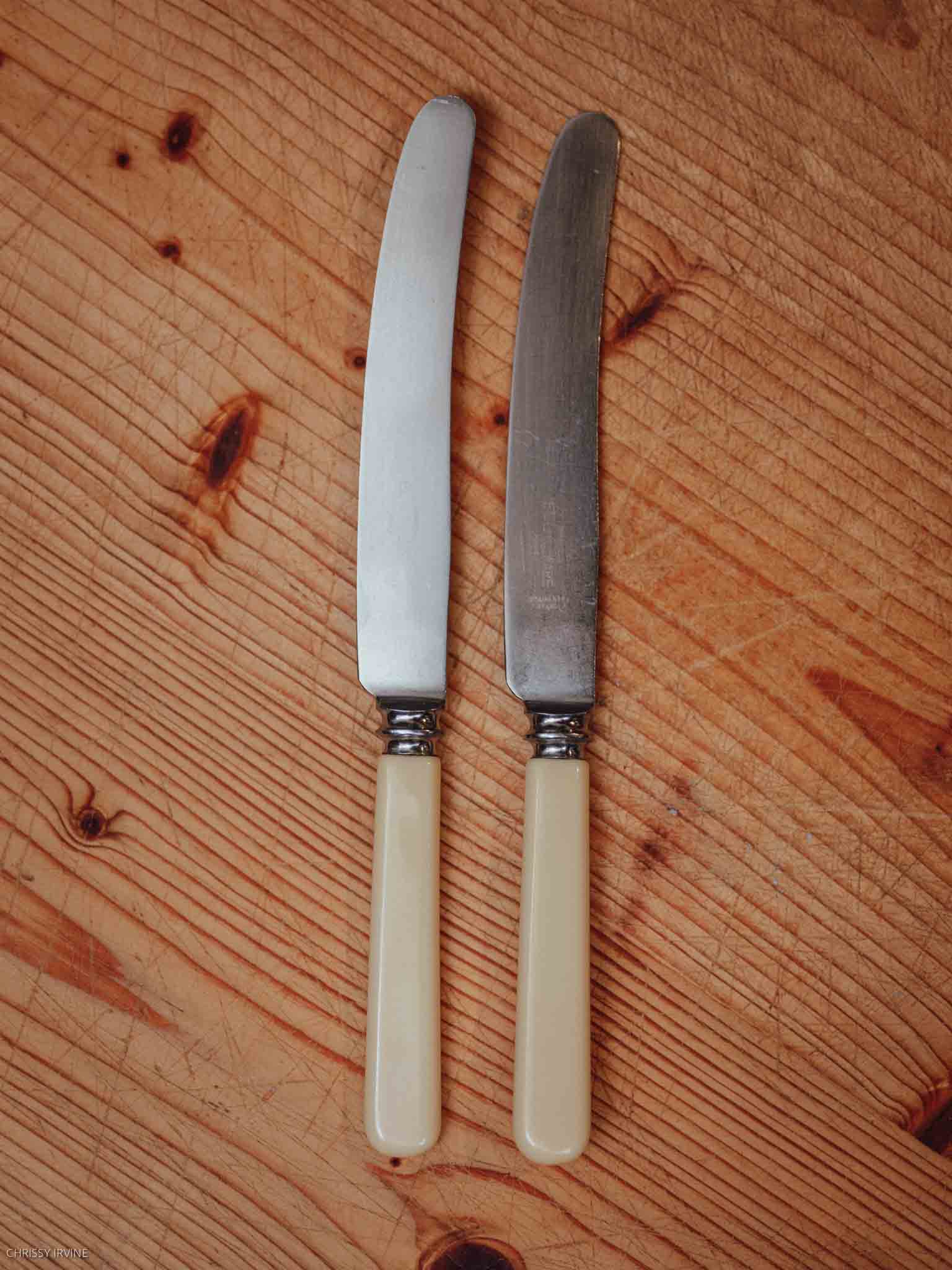 Ell Ware Ivory-Handled Knives - Pair