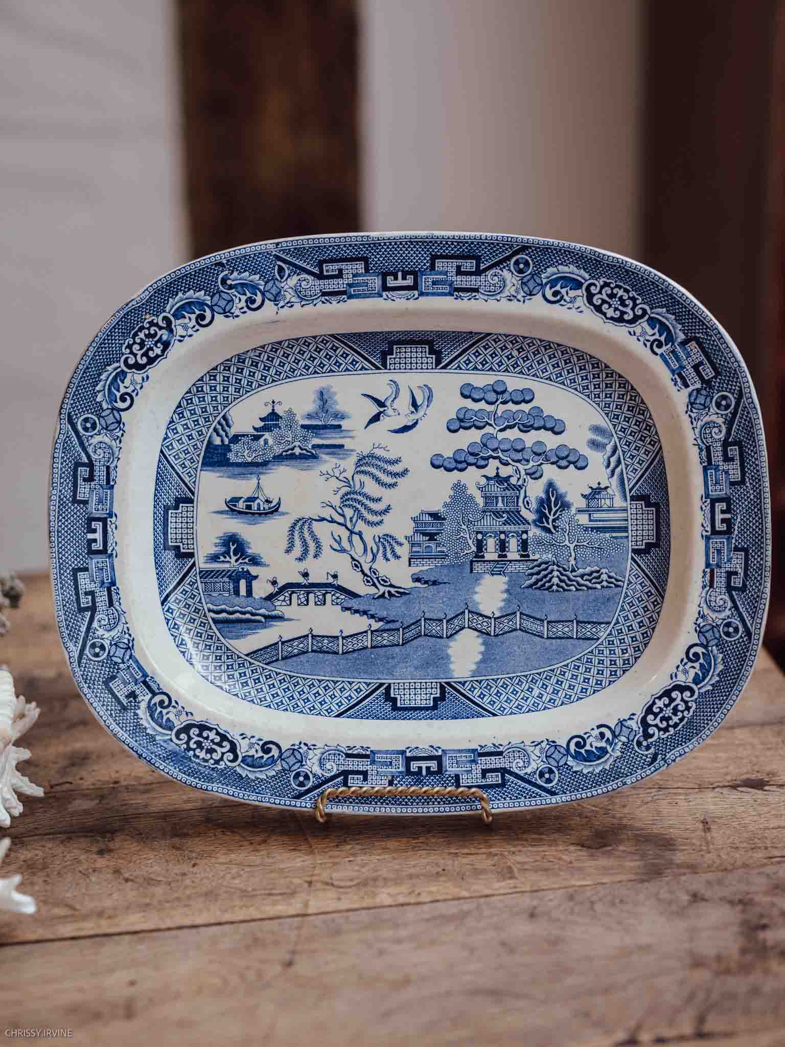 Blue Willow Transferware Platter - J. & M.P. Bell & Co., Glasgow, c.1855–1880