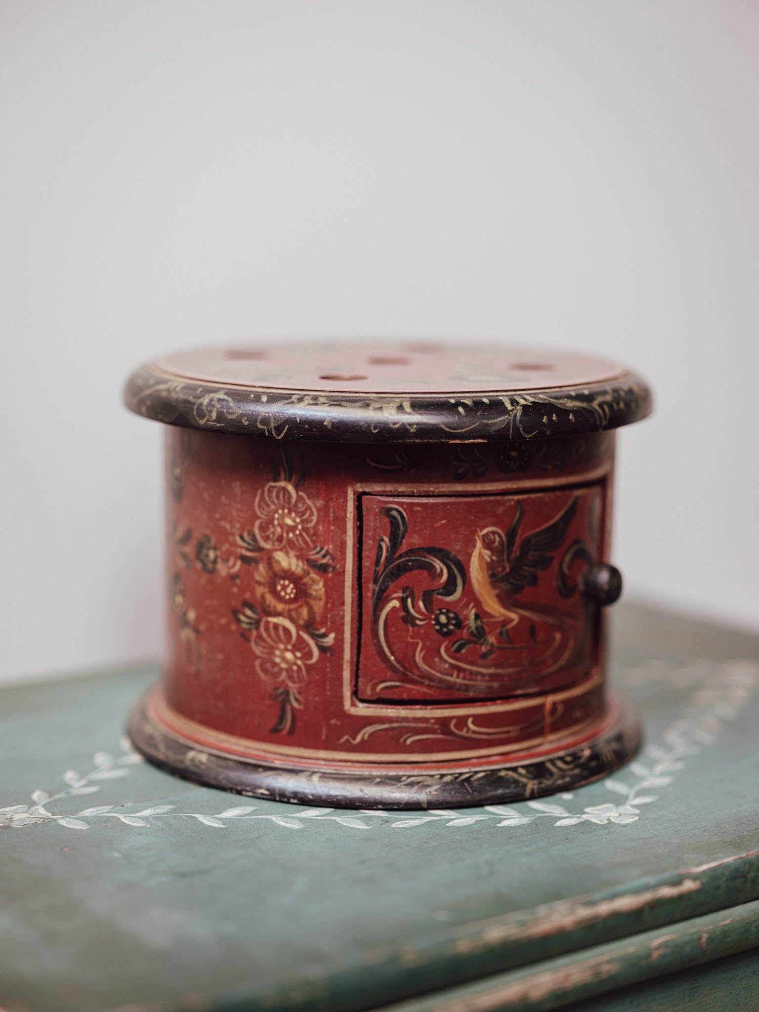 Dutch Hindeloopen Folk Art Foot Warmer