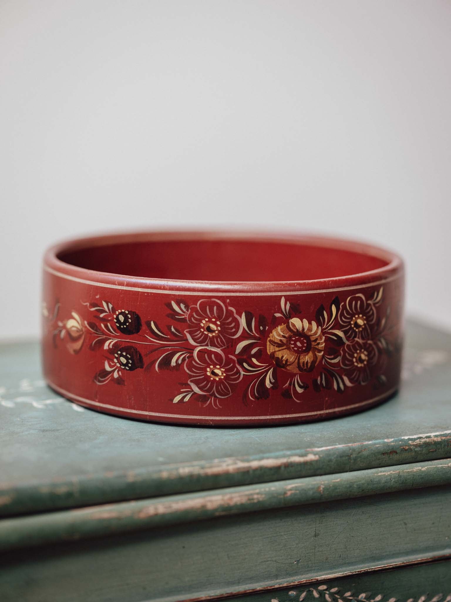 Dutch Hindeloopen Folk Art Painted Wooden Bowl