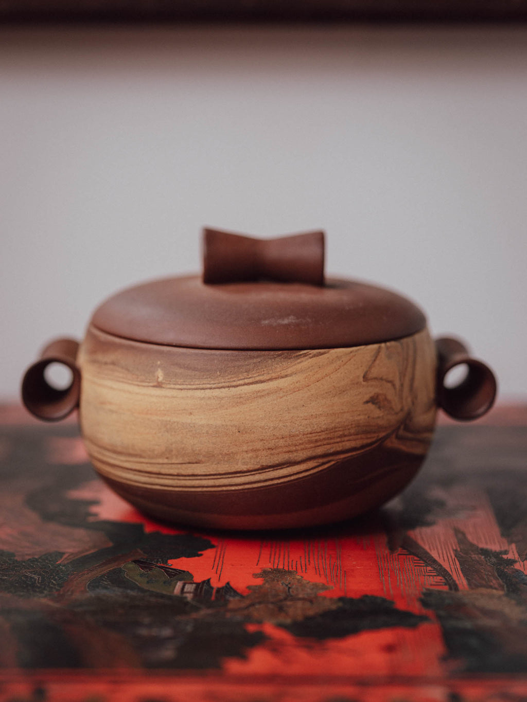 Te Rona Temuka Slipcast Marbled Clay Lidded Studio Pot