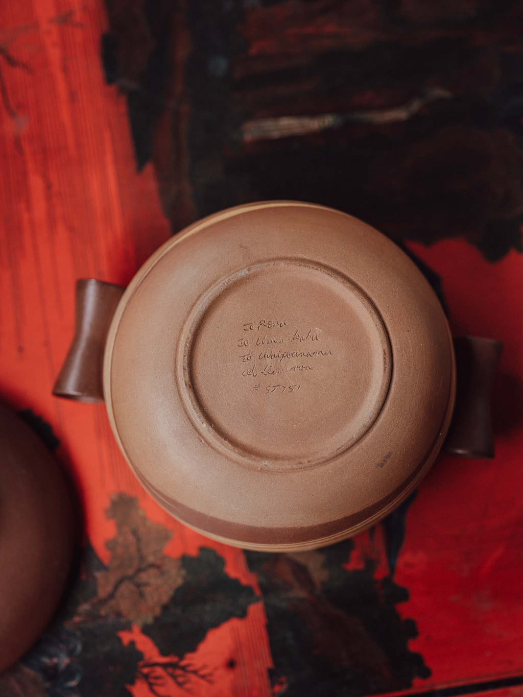 Te Rona Temuka Slipcast Marbled Clay Lidded Studio Pot