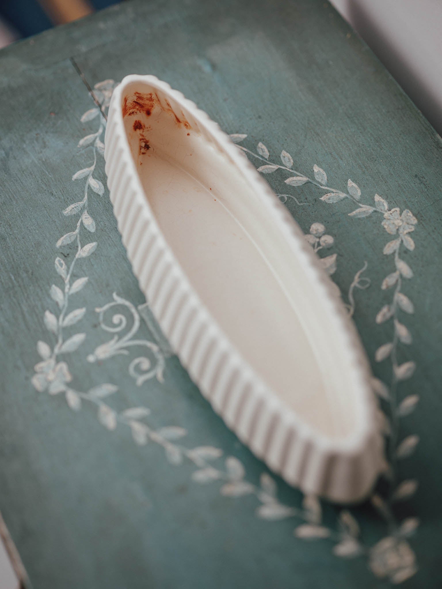 Crown Lynn Trough Vase No 74