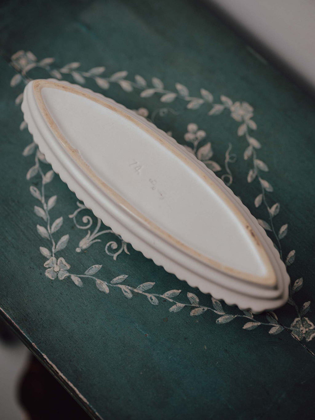 Crown Lynn Trough Vase No 74