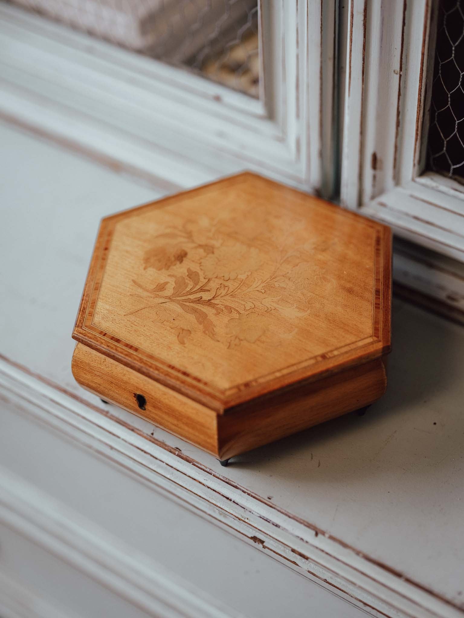Italian Marquetry Hexagonal Jewellery Box