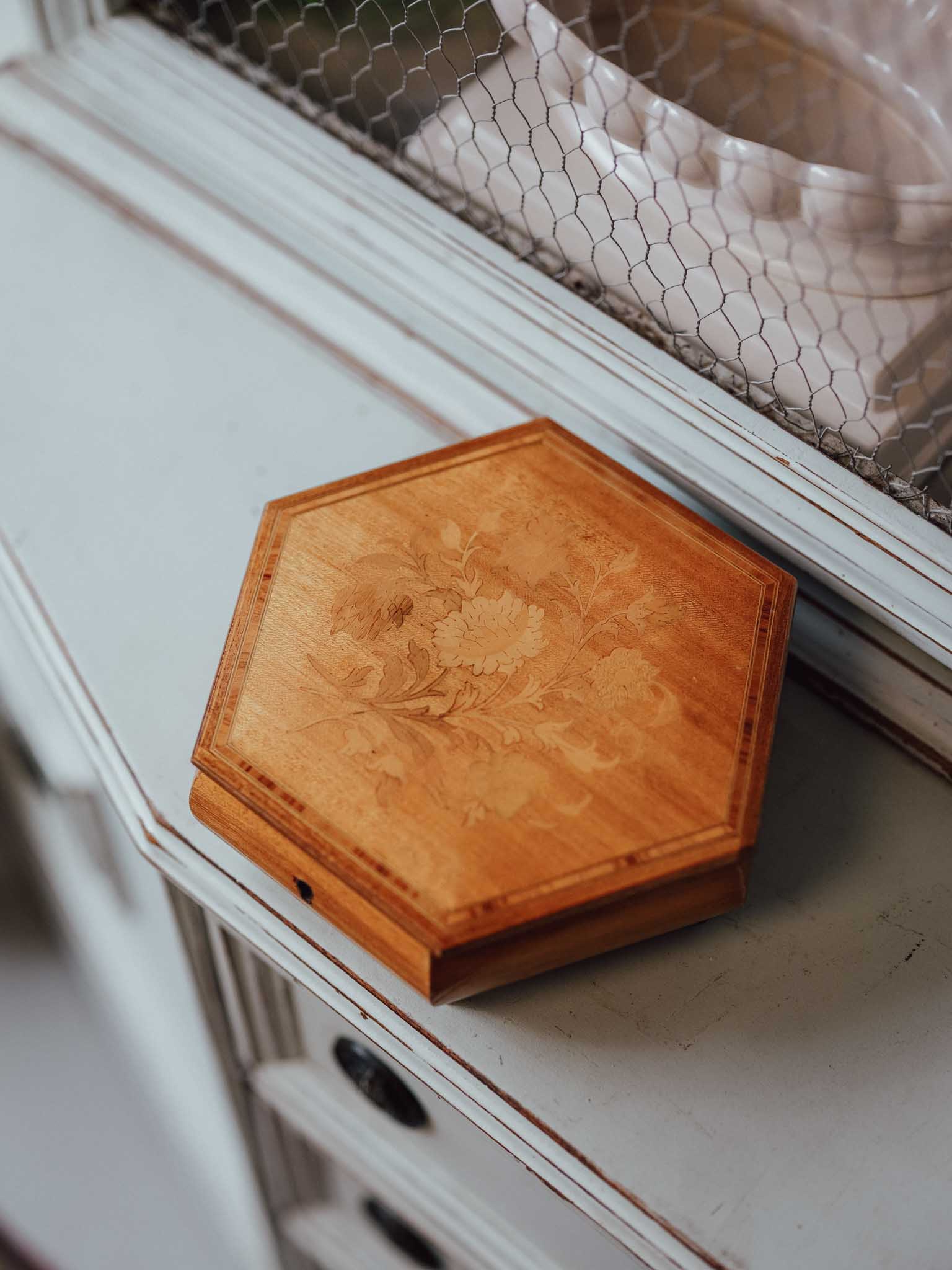 Italian Marquetry Hexagonal Jewellery Box