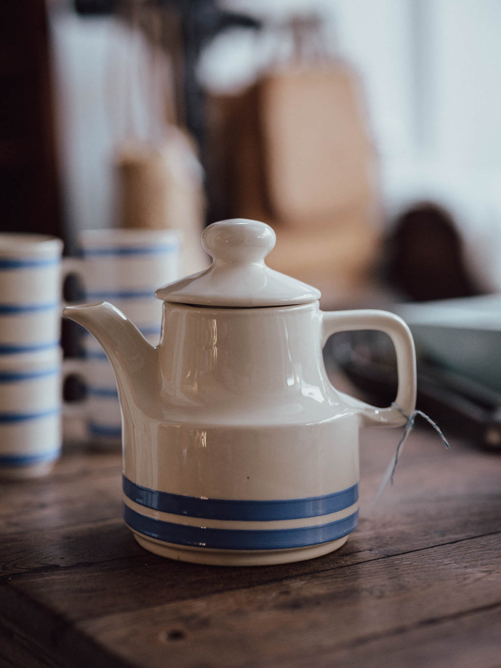 Oxford Catering Ware Blue Banded Teapot and Cups