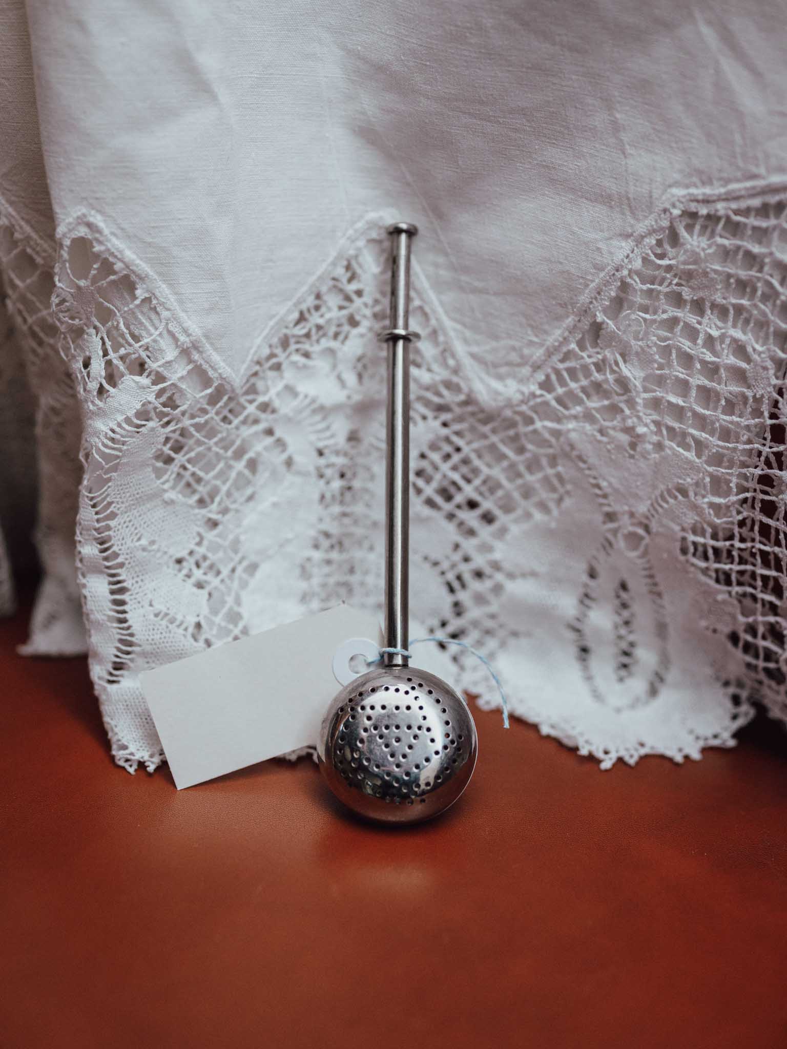 Push Button Tea Strainer