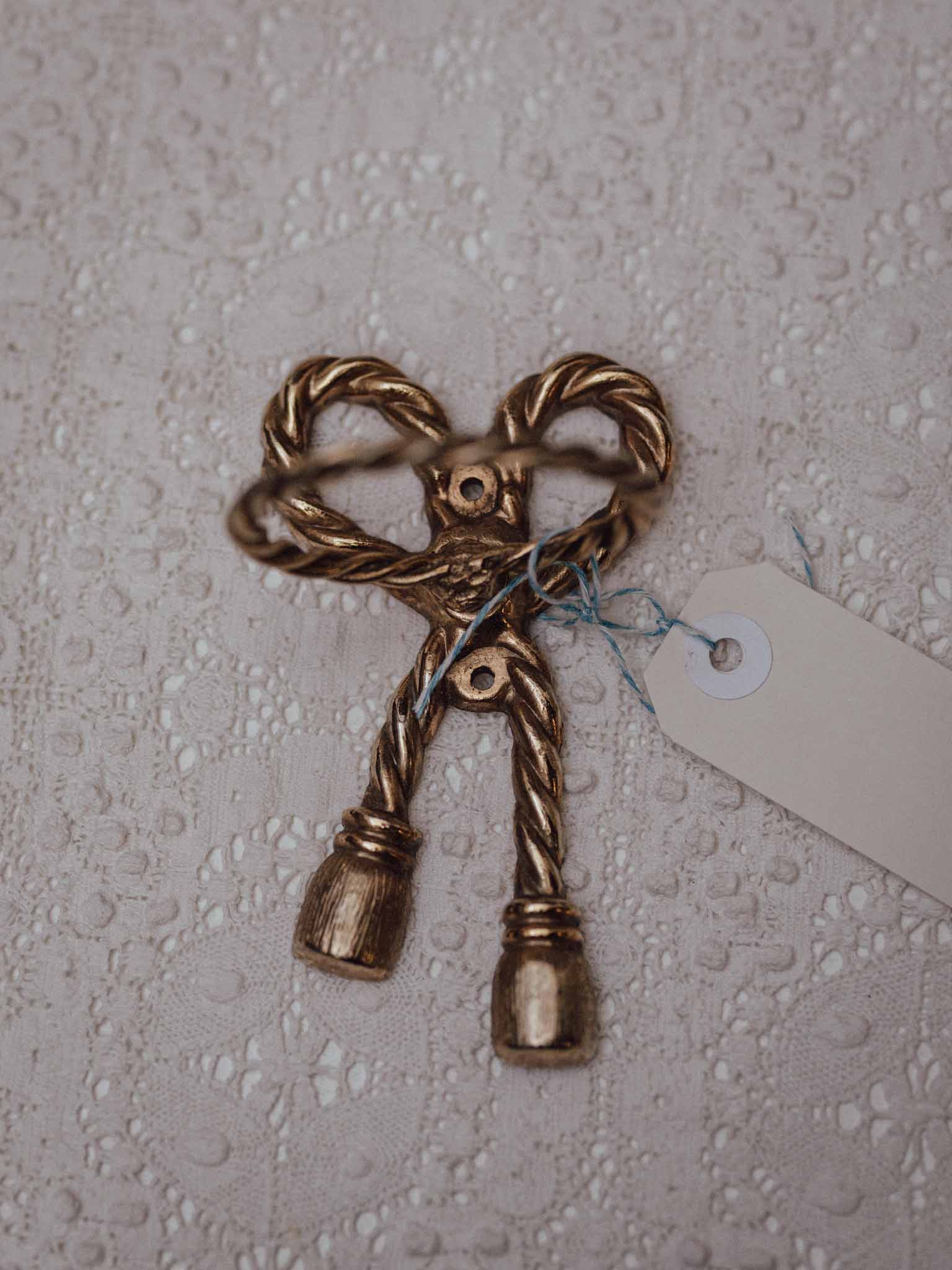 Cast Brass Rope Twist Bow Wall Hook