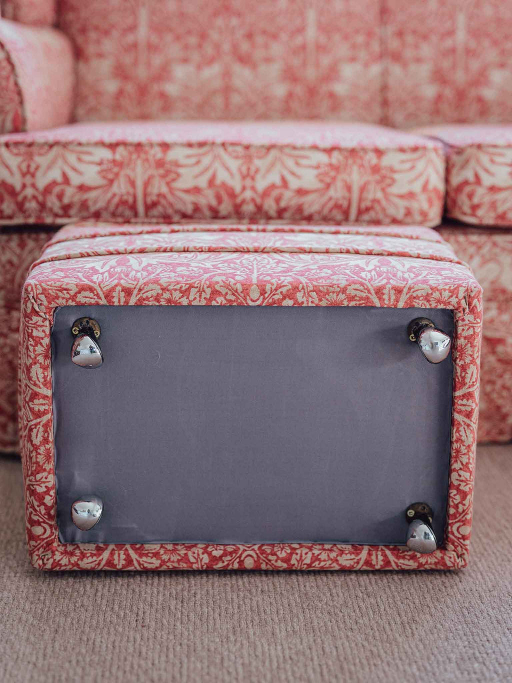 Morris & Co Brother Rabbit Sofa & Matching Ottoman