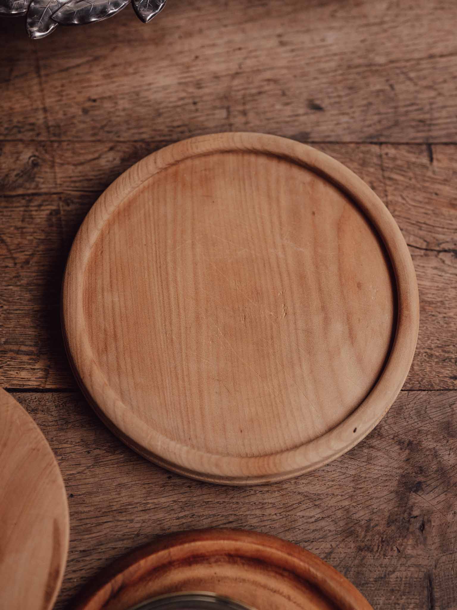 Vintage NZ Kauri Turned Breadboard