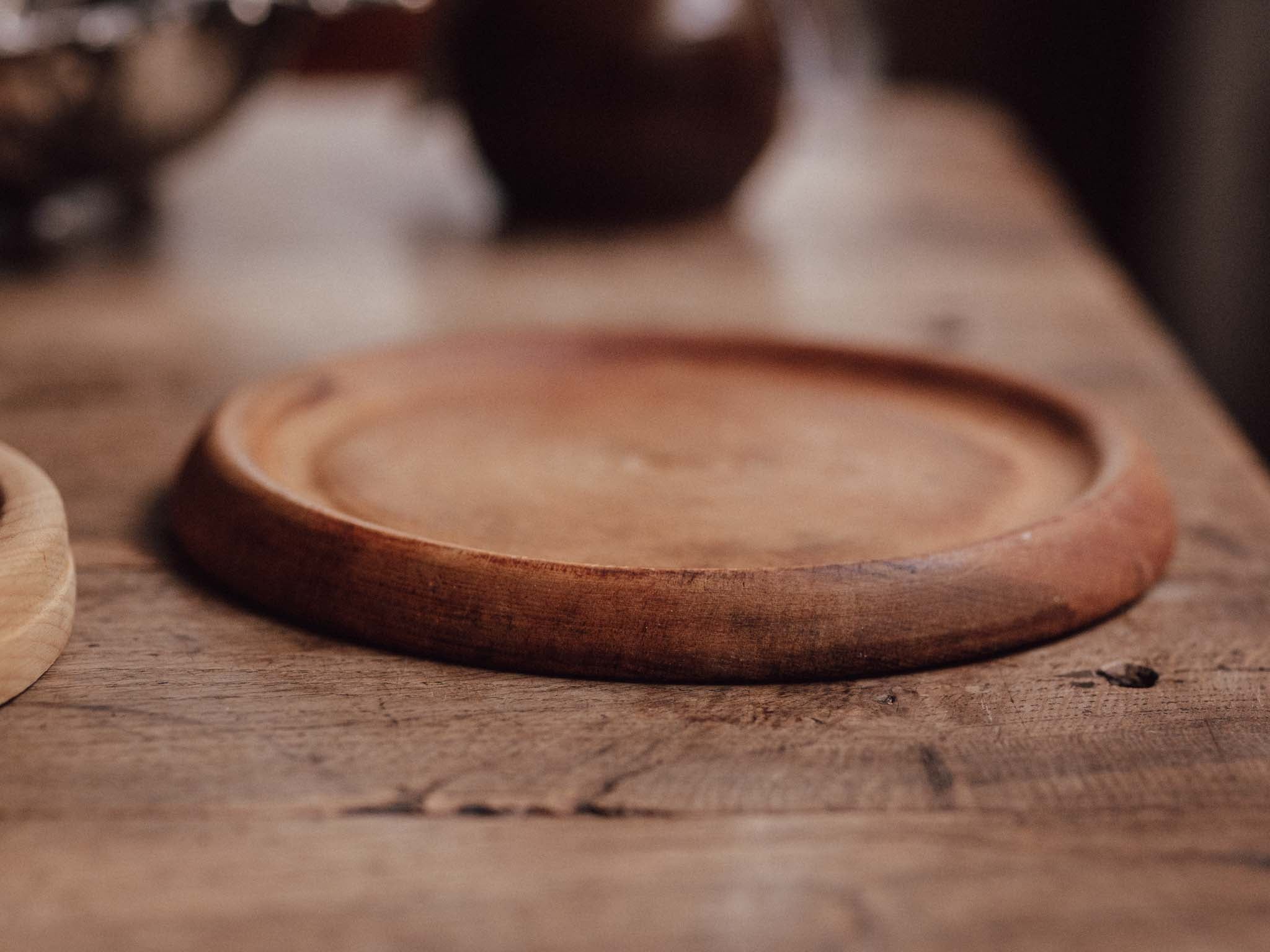 Vintage NZ Kauri Turned Breadboard