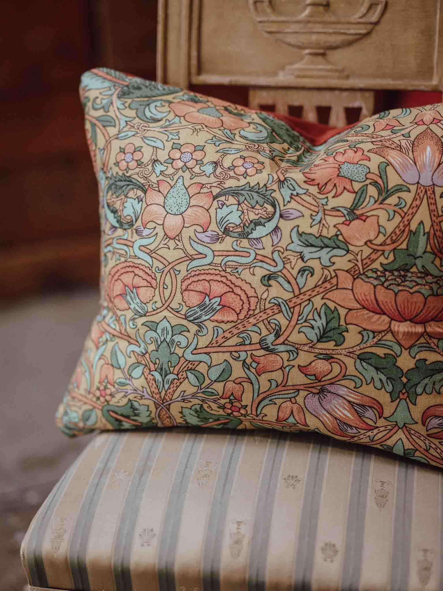 Morris 'Lodden' Cushion