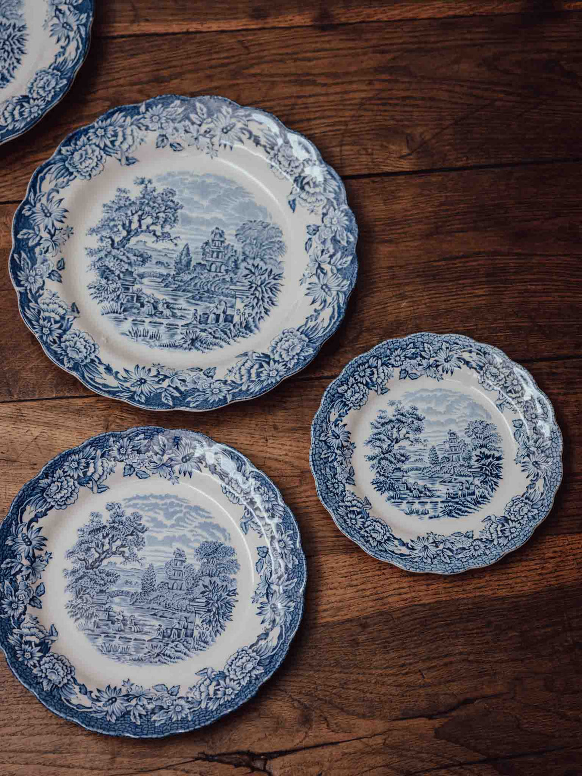 Ridgway Woburn Blue and White Dinner Plate