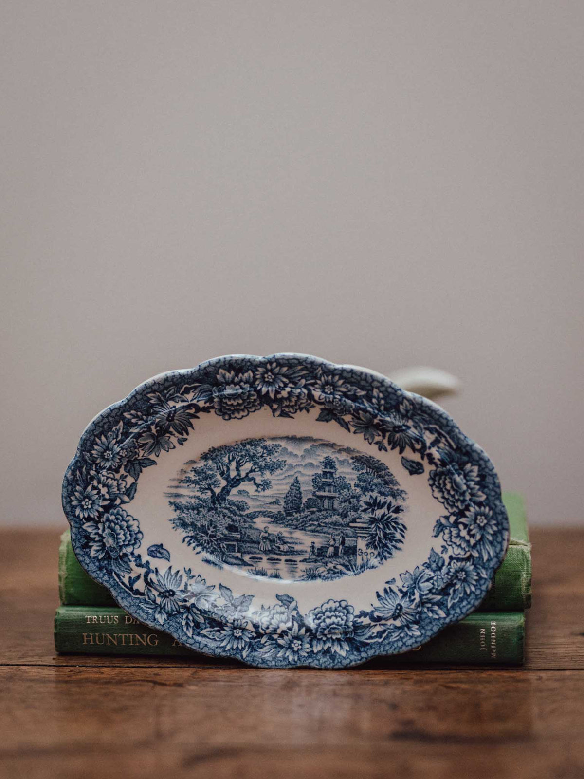 Ridgway Woburn Sauce Boat and Underplate