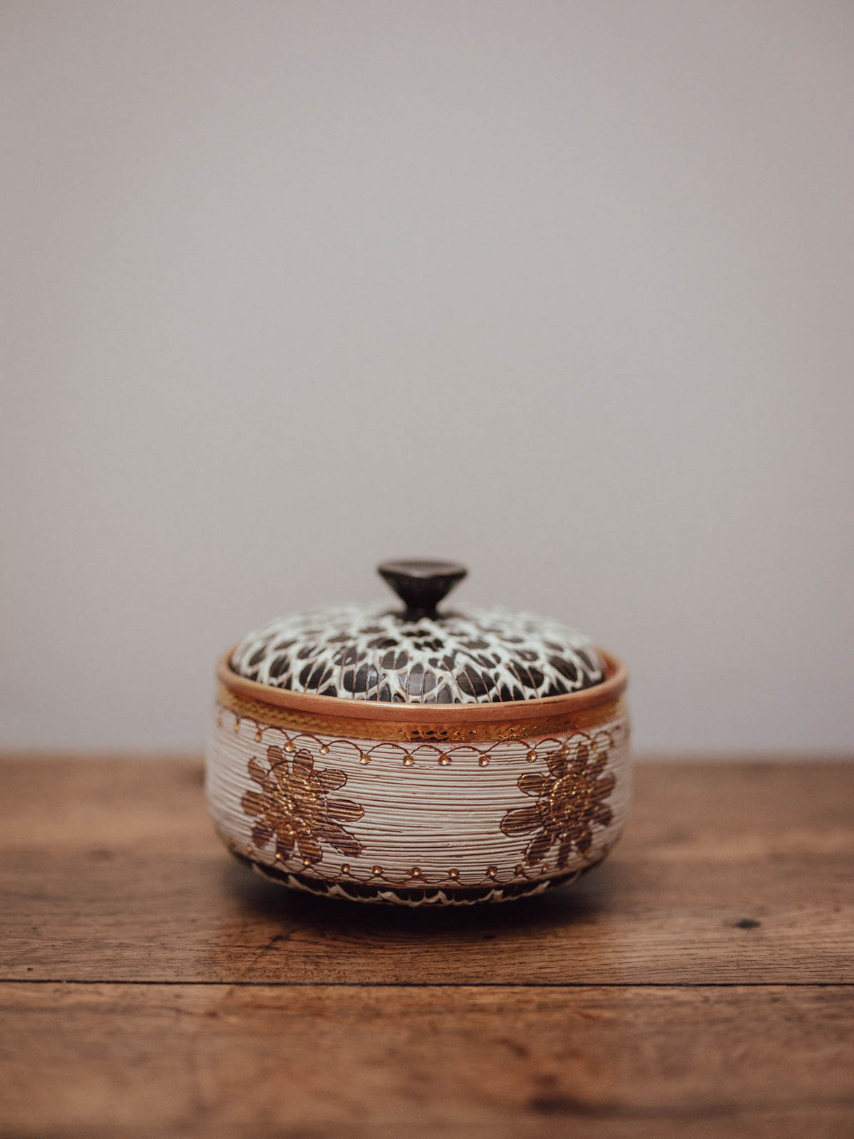 Vintage Italian Gold Glaze Lidded Dish