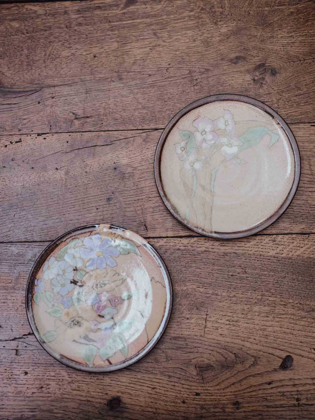 Tonkin and Howe Hand Painted Wall Plate, Blue Flowers