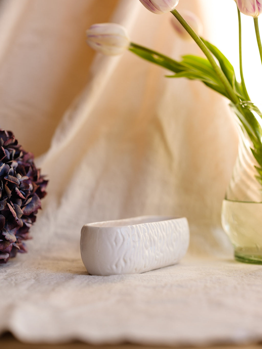 Wood Grain White Trough Vase