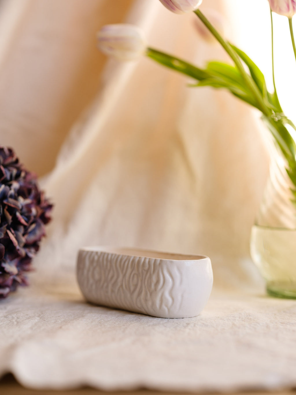Wood Grain White Trough Vase
