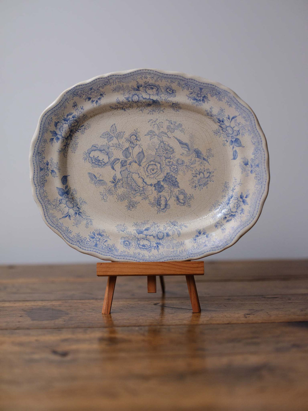 Asiatic Pheasants Oval Platter in Pale Blue