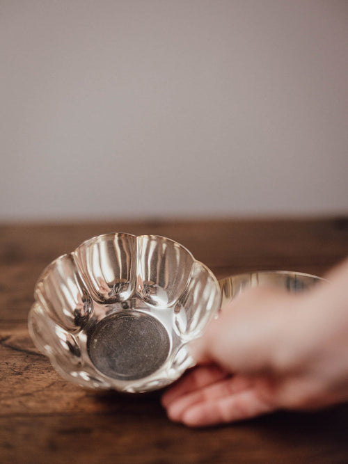 Walker & Hall Silver Plated Scalloped Bowl