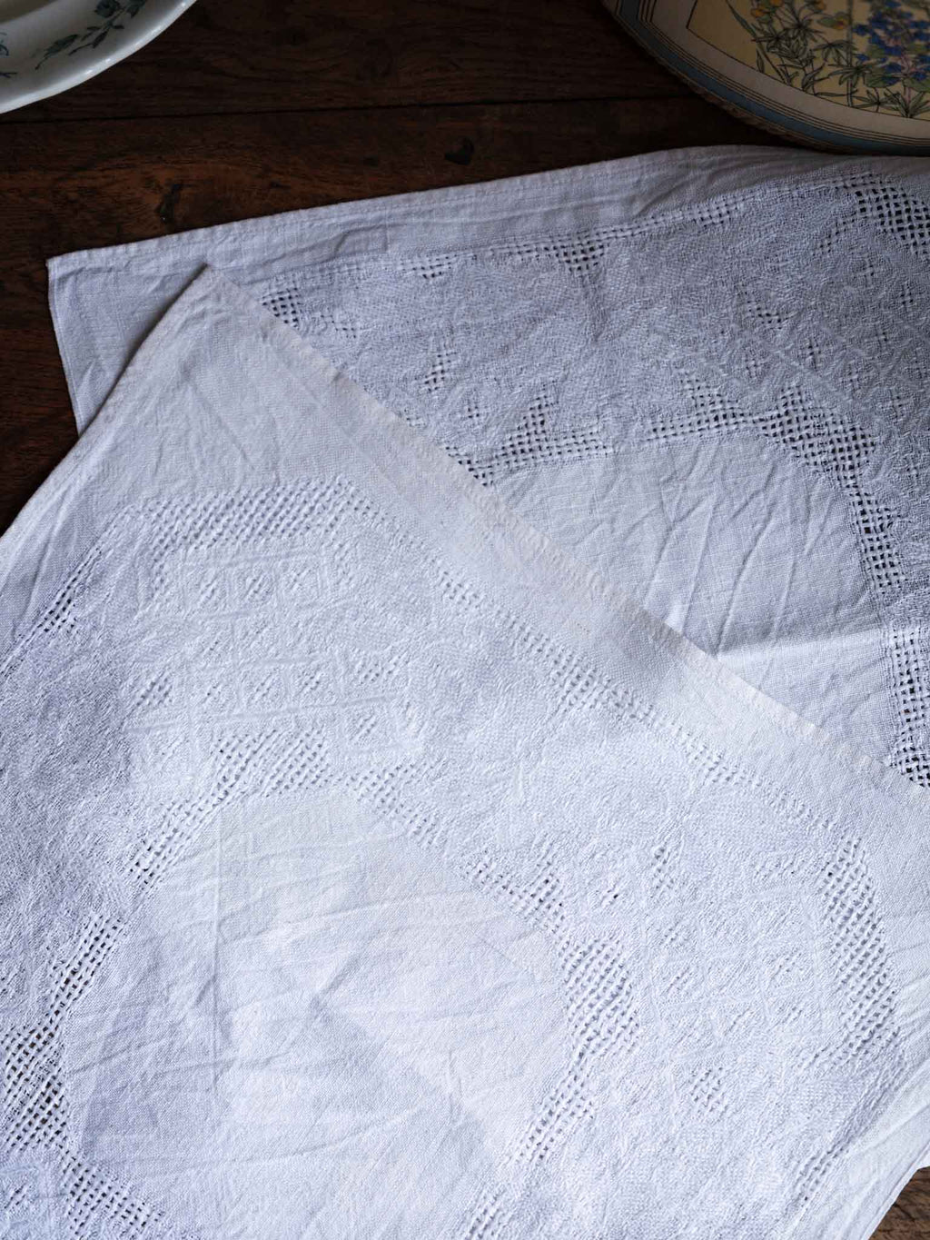 Pair of Beautiful Vintage Linen Damask Napkins