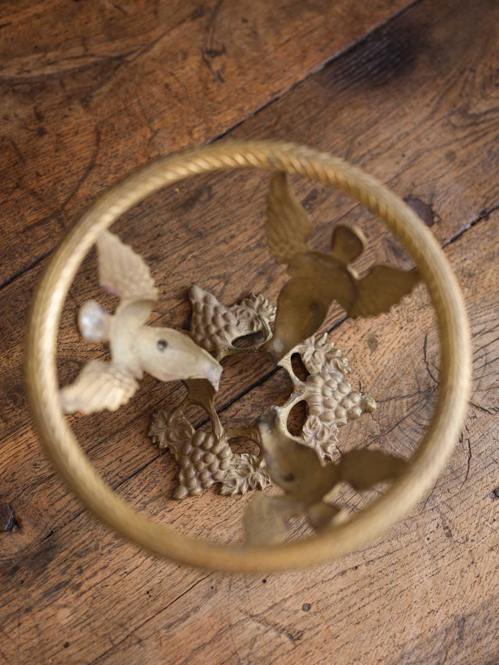 Brass Angel Stand – Victorian Decorative Stand NZ