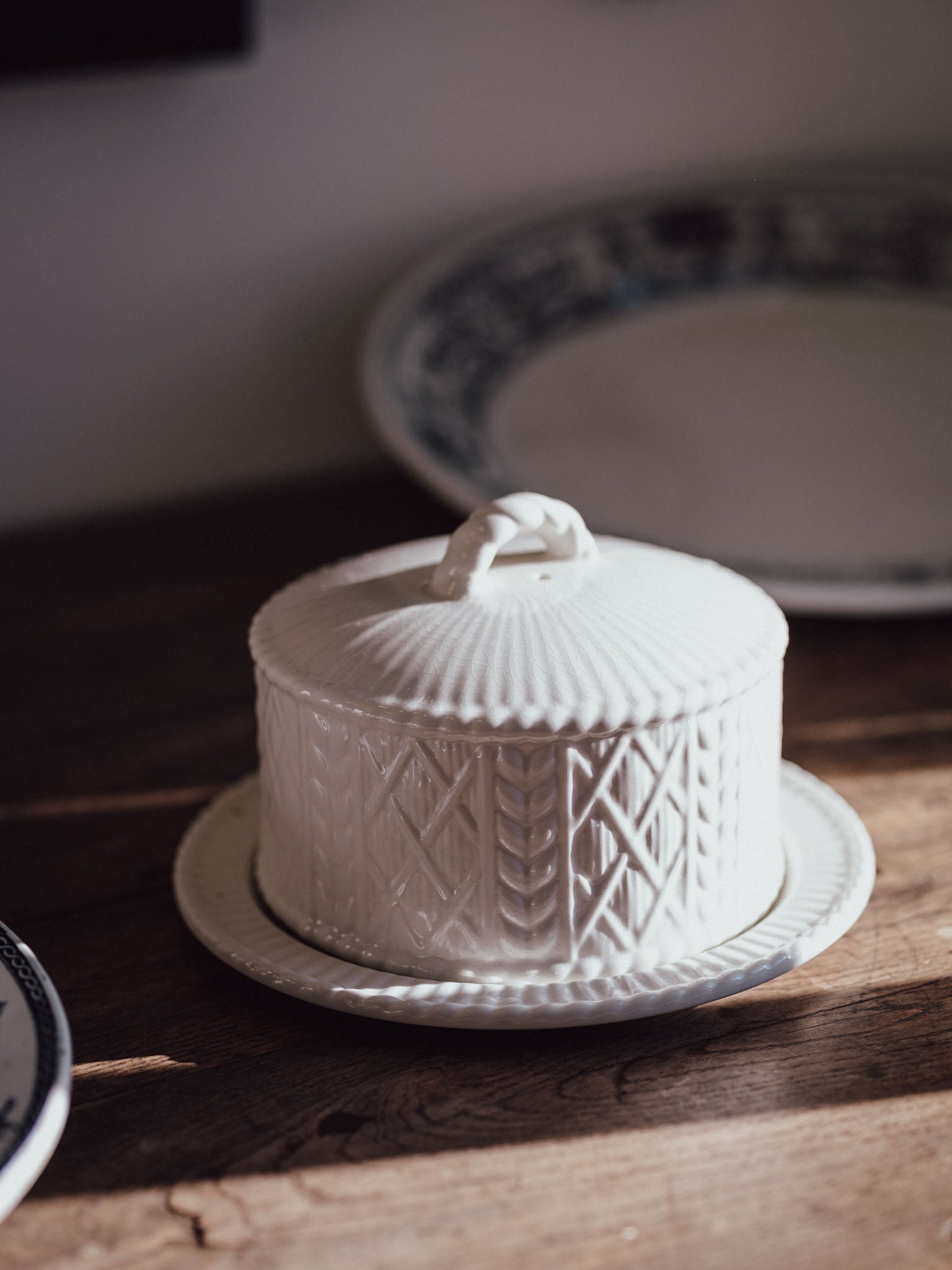 Vintage Made in England Cheese Dome with Plate - Rope & Rattan Detailing