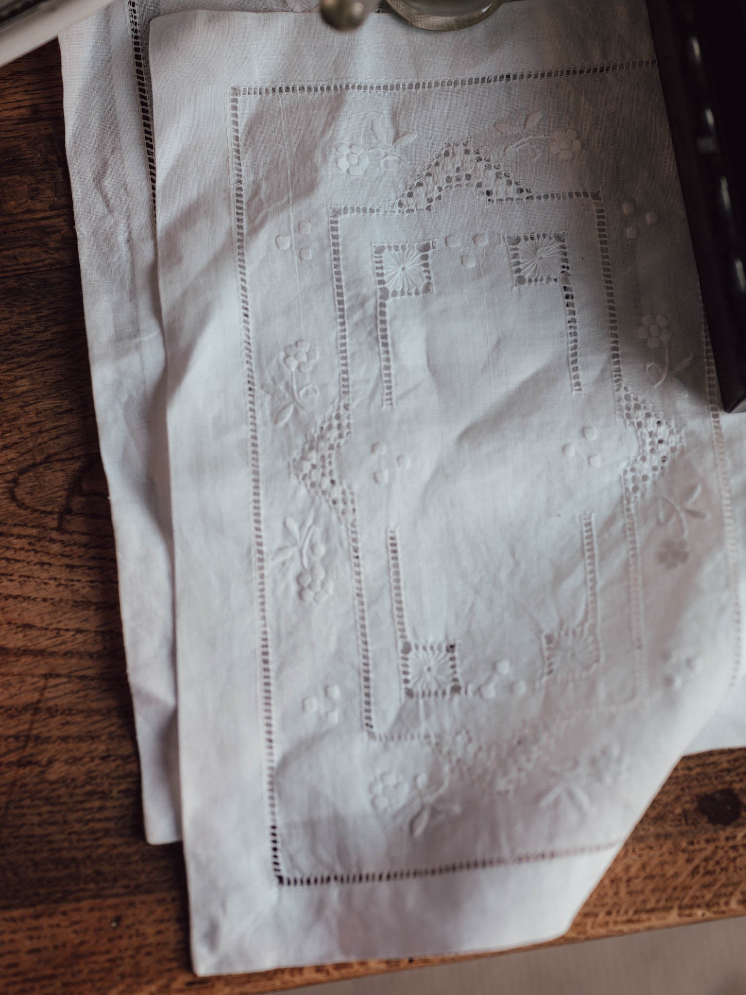 Set of 4 Vintage Hand-Stitched White Linen Napkins - Floral & Polka Dot Detail