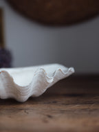 Vintage Natural Clamshell - Large