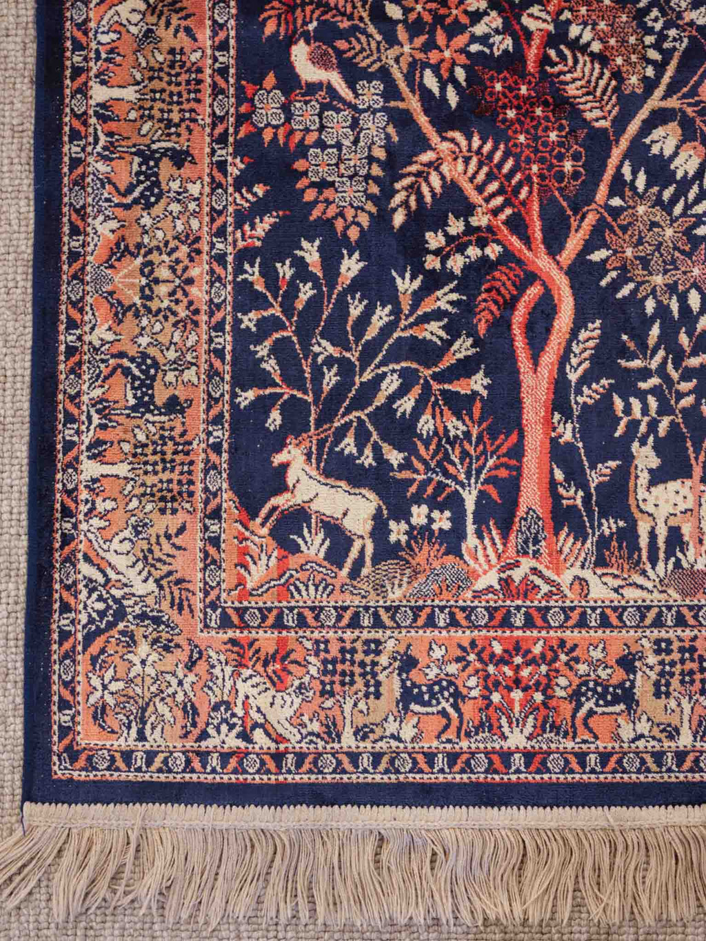 Exquisite rug with deer and birds