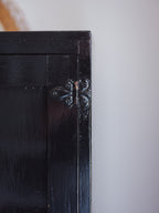 Pair of Lacquered Bedside Tables - Black