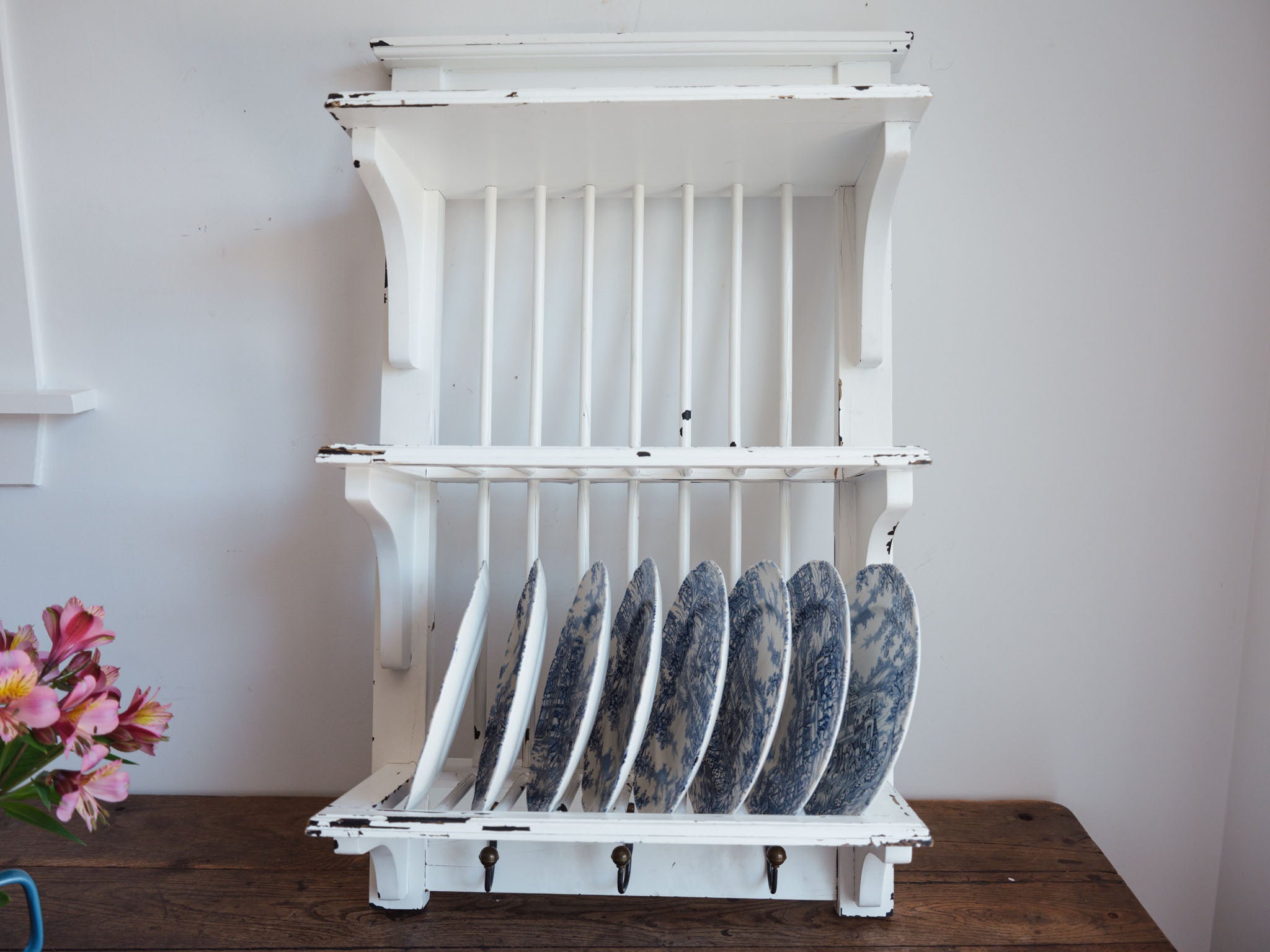 Plate Rack with Hooks - Distressed White