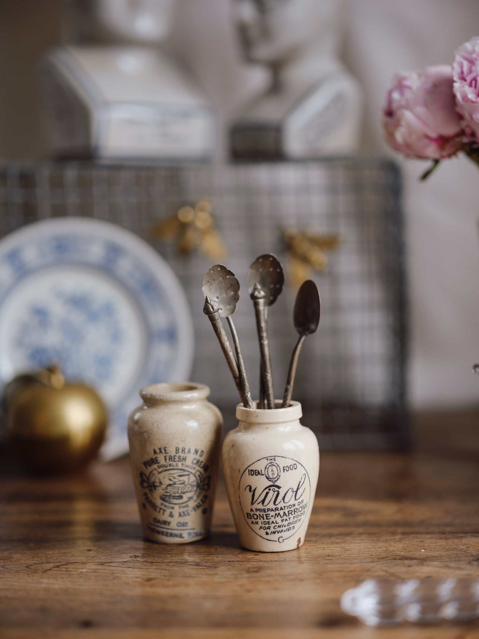 Antique Cream Ironstone Jar - Parrett & Axe-vales Dairy