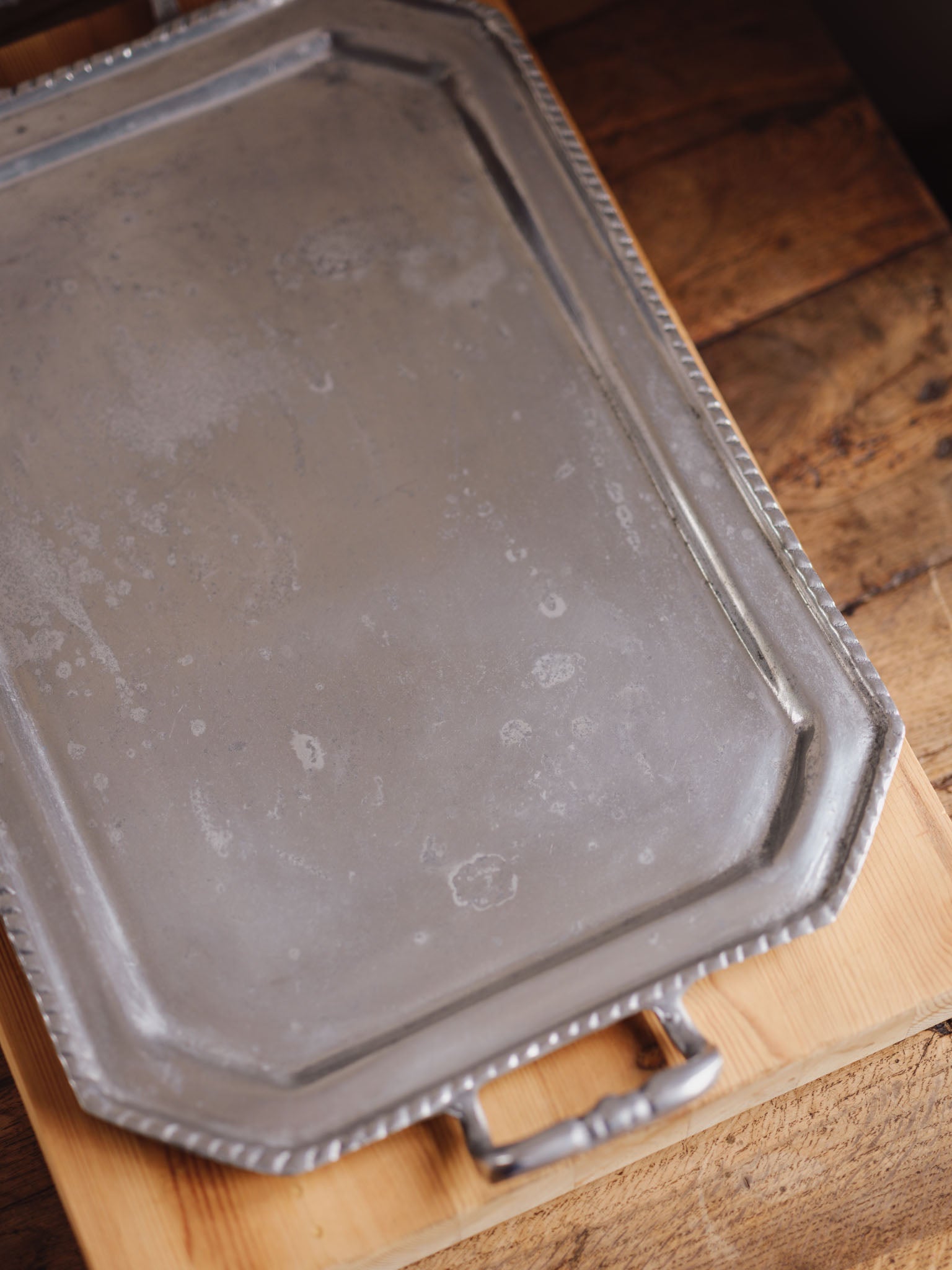 Vintage Rope Edge Metal Tray